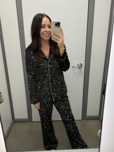 Joyspun Women's Velour Notch Collar Top and Pants Pajama Set, 2-Piece, Sizes S-3X